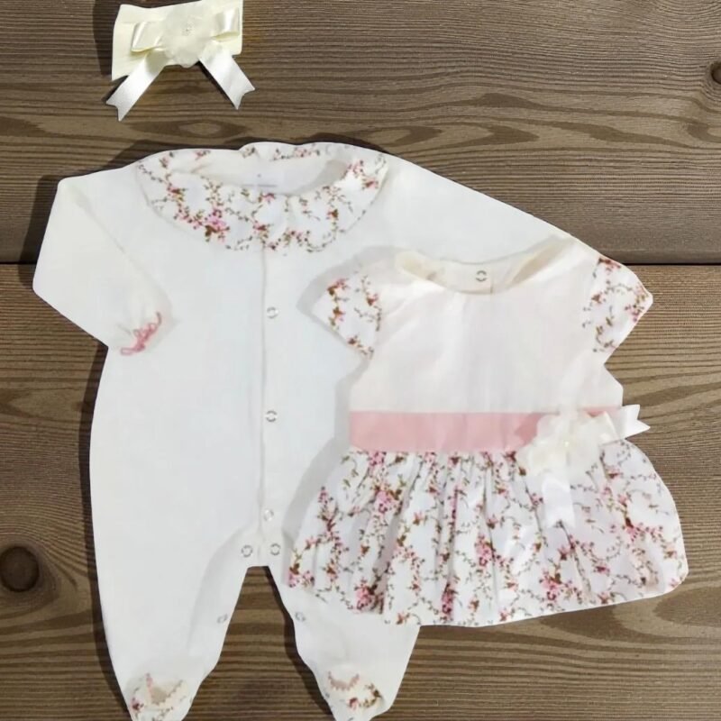 Macacão com vestido floral  3 Peças